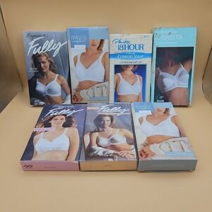 Vintage Bra Lot NOS New Size 40C Exquisite Timeless Playex